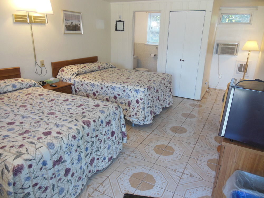 The Coast Motel Westerly Eksteriør billede